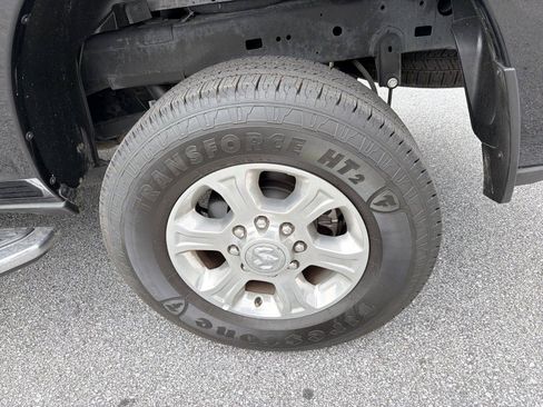 Used 2025 RAM 2500 Big Horn AWD/4WD image 7
