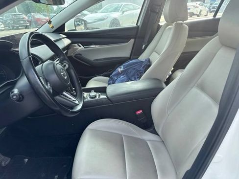 Used 2019 MAZDA MAZDA3 Sedan w/ Preferred Package FWD image 14