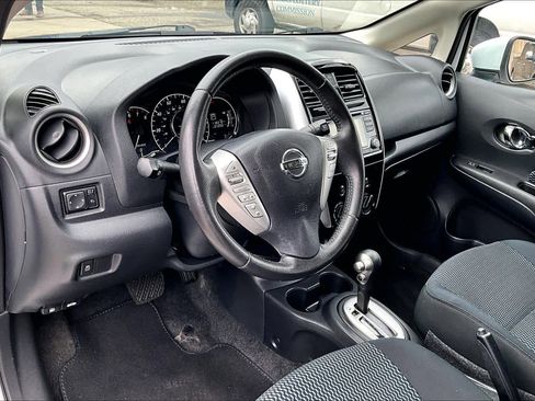 Used 2017 Nissan Versa Note SV image 18