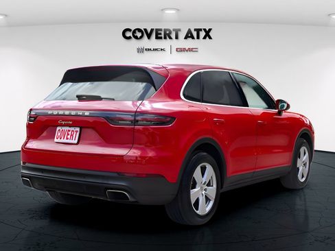 Used 2021 Porsche Cayenne AWD/4WD image 4