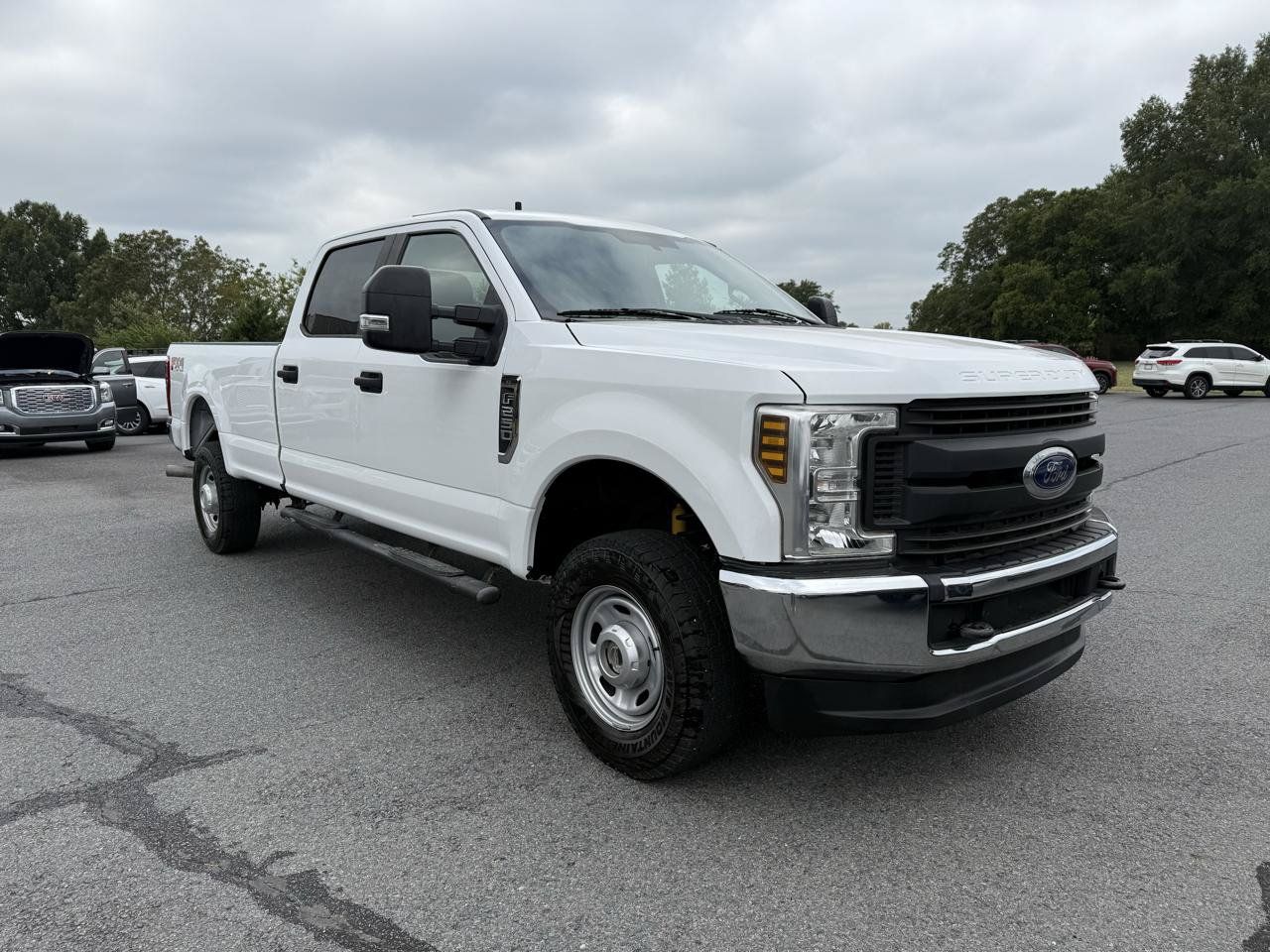 Used 2019 Ford F250 XL w/ Power Equipment Group AWD/4WD image 9