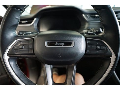 Used 2021 Jeep Grand Cherokee L Limited w/ Luxury Tech Group II AWD/4WD image 18