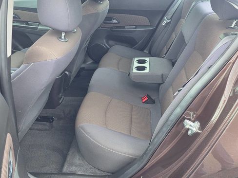 Used 2015 Chevrolet Cruze LT FWD image 12
