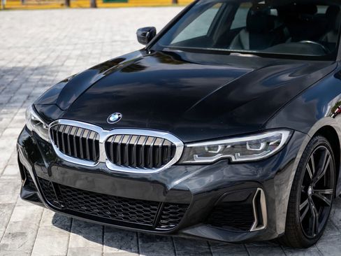 Used 2019 BMW 330i Sedan w/ Convenience Package RWD image 6