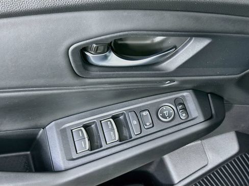 Used 2025 Honda Accord SE image 24