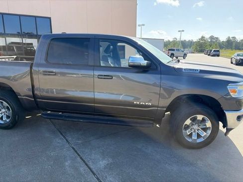 Used 2024 RAM 1500 Laramie AWD/4WD image 2