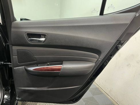 Used 2017 Acura TLX w/ Technology Package image 17