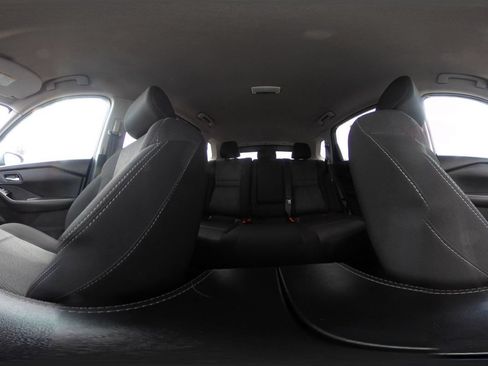 Used 2025 Nissan Rogue SV FWD image 44