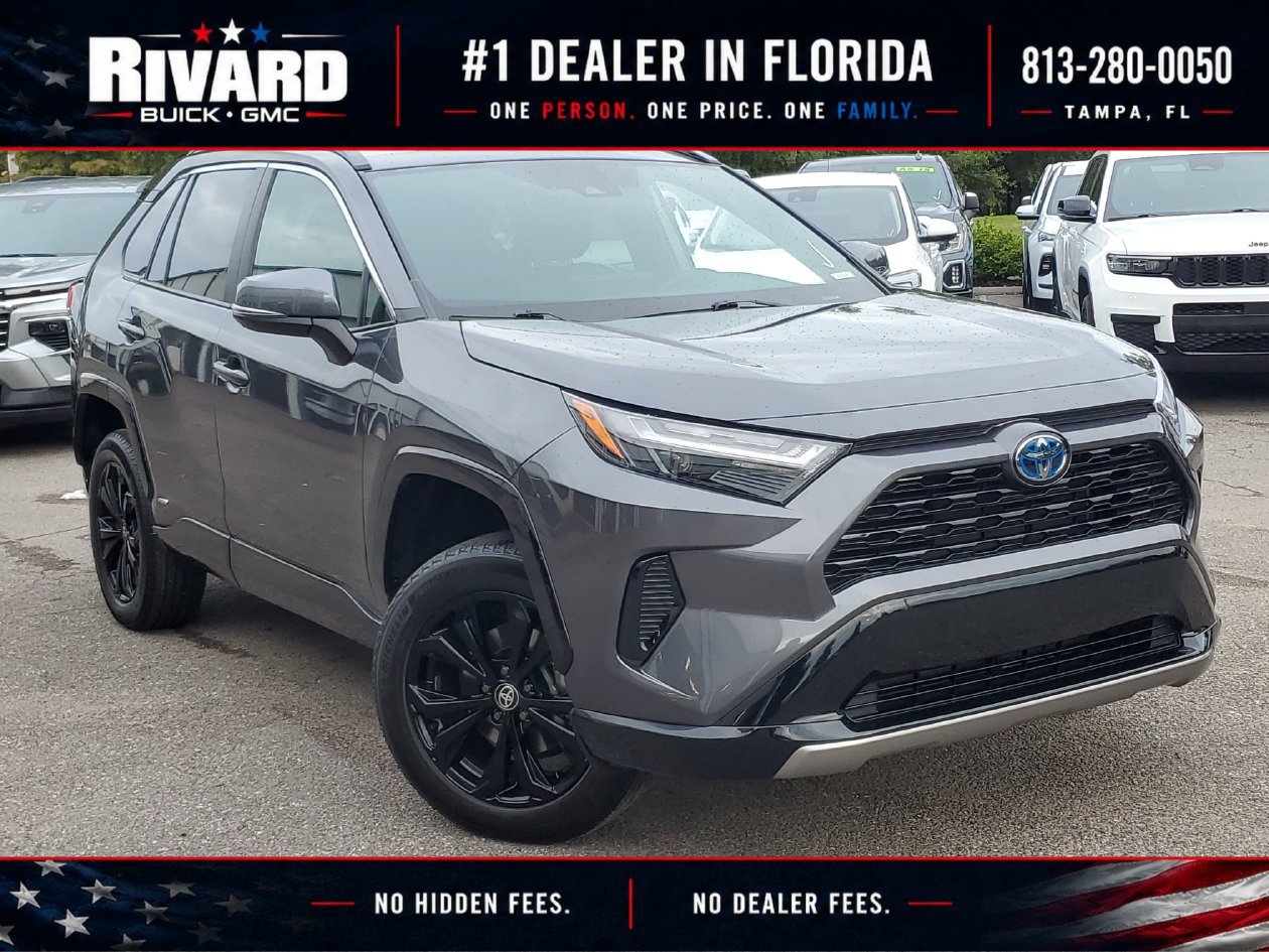 Used 2023 Toyota RAV4 SE w/ Convenience Package AWD/4WD image 1