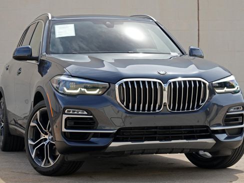 Used 2021 BMW X5 sDrive40i w/ Convenience Package RWD image 2