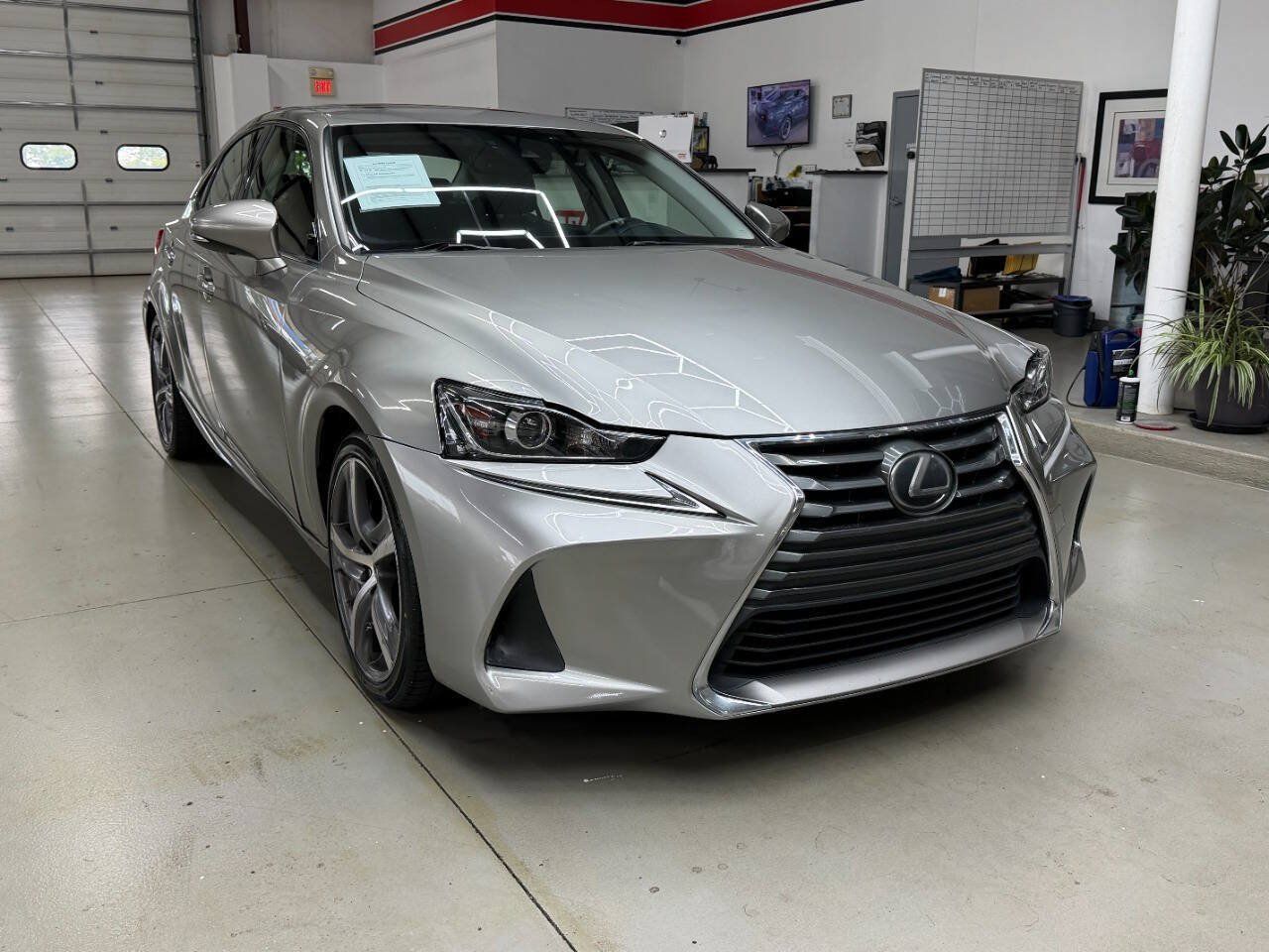 Used 2018 Lexus IS 300 AWD w/ Comfort Package image 1