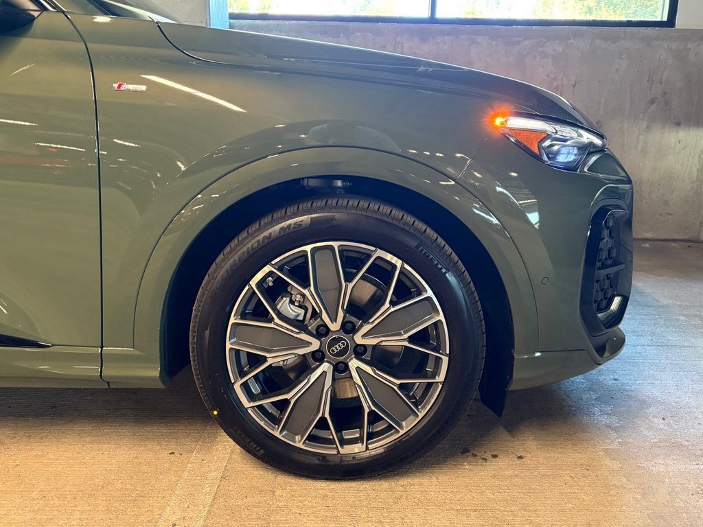 New 2026 Audi Q5 Prestige AWD/4WD image 11