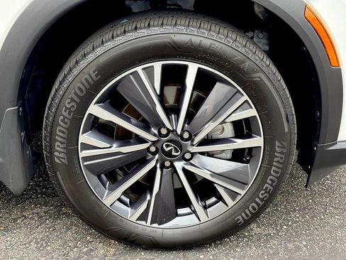 Certified 2026 INFINITI QX60 Luxe w/ Cargo Package FWD image 39