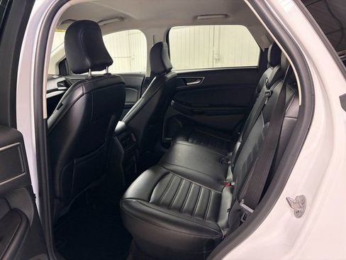 Used 2023 Ford Edge SEL image 14