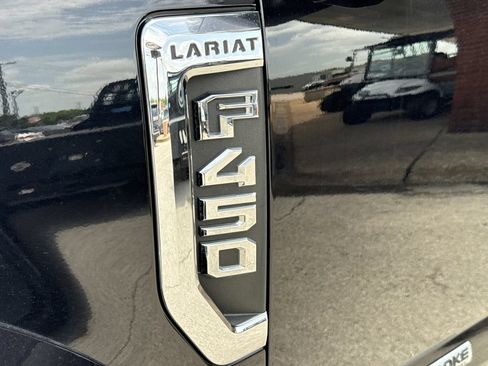 Used 2019 Ford F450 Lariat w/ Lariat Ultimate Package AWD/4WD image 6