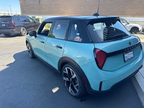 Used 2026 MINI Cooper S FWD image 5