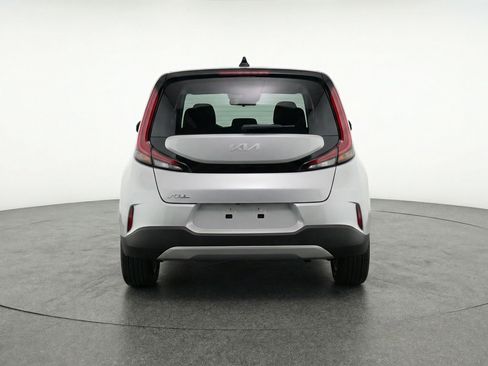 Used 2025 Kia Soul LX w/ LX Technology Package image 7