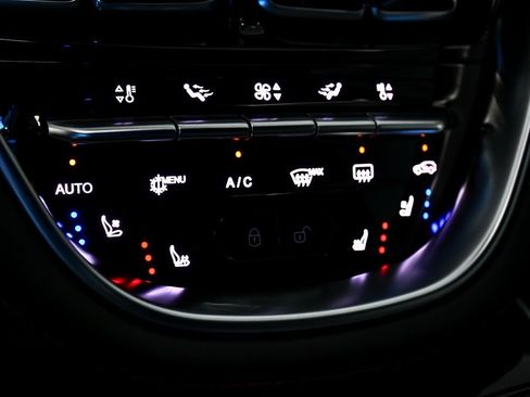 Used 2021 Aston Martin DBX Base image 36