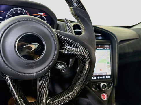 Used 2021 McLaren 720S Performance RWD image 21