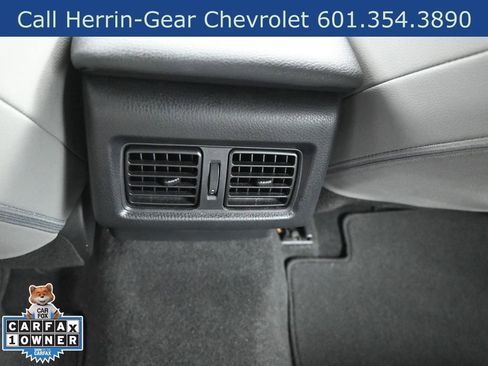 Used 2025 Toyota Camry SE w/ Convenience Package FWD image 18