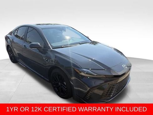 Used 2026 Toyota Camry SE FWD image 1