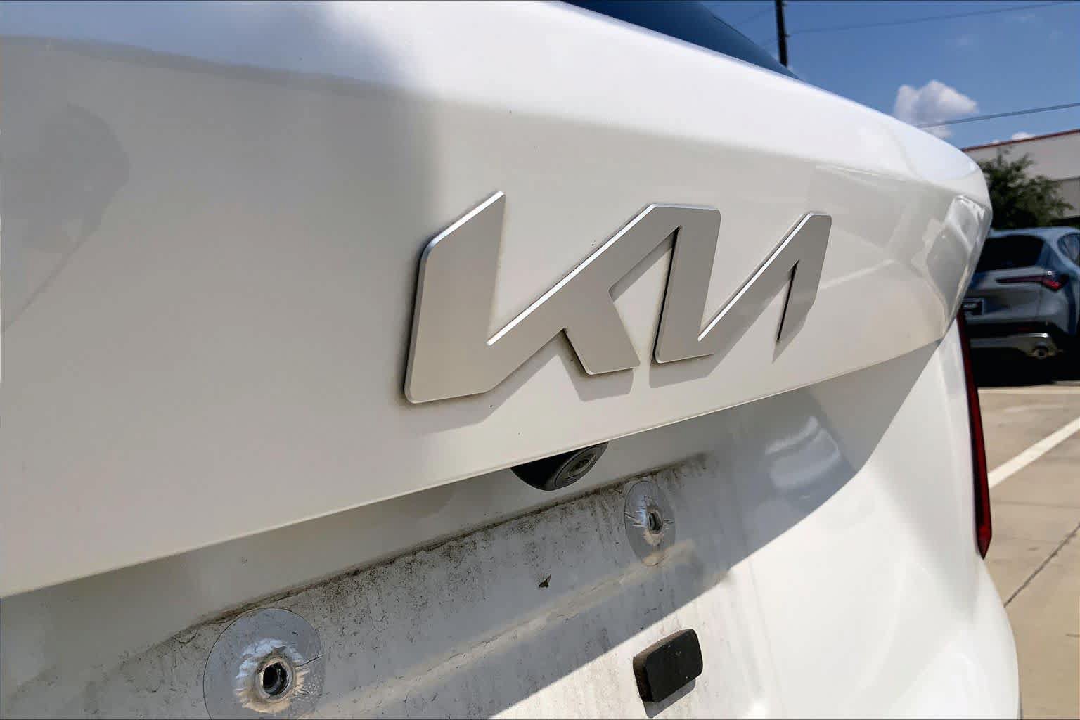 Used 2024 Kia Sorento EX AWD/4WD image 10