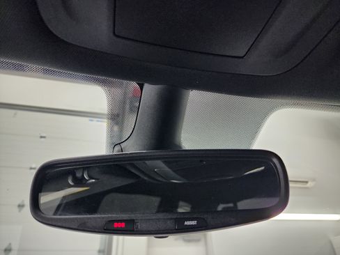 Used 2024 Chrysler Pacifica Limited image 68