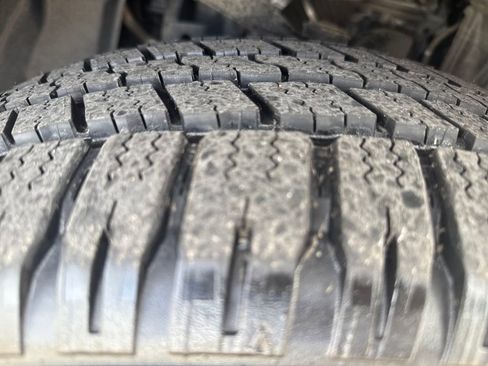 Used 2018 Nissan Armada SL w/ Premium Package image 31