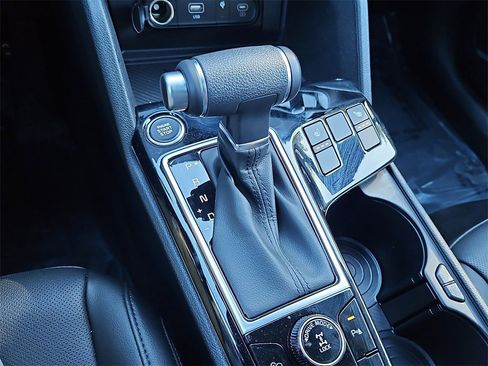 Used 2025 Kia Sportage X-Line w/ Premium Package image 18