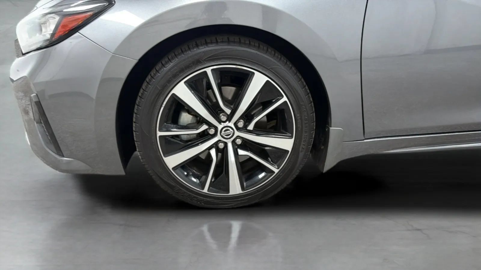Used 2021 Nissan Maxima 3.5 SV w/ Floor Mat Group FWD image 29