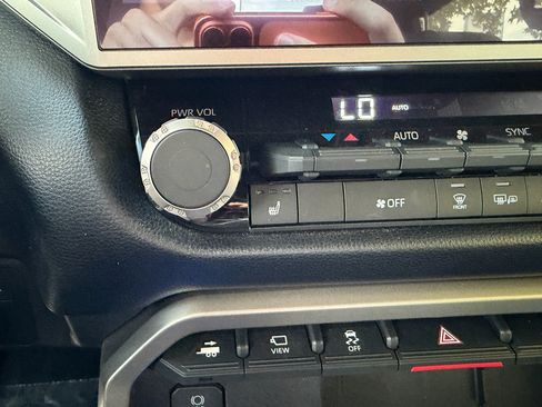 Used 2025 Toyota Tundra SR5 w/ Advanced Technology Package AWD/4WD image 17