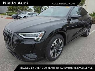 Used 2023 Audi e-tron Premium w/ Convenience Plus Package AWD/4WD video 1