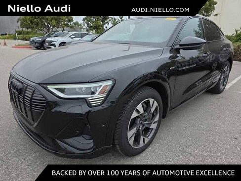Used 2023 Audi e-tron Premium w/ Convenience Plus Package AWD/4WD image 1