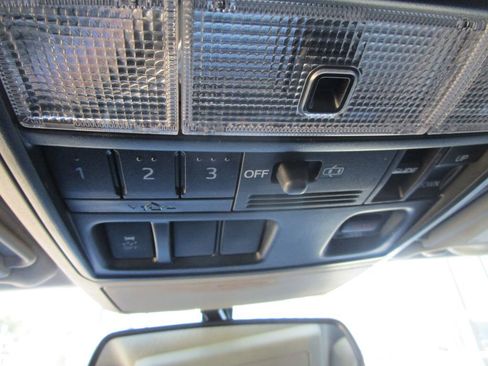 Used 2016 Toyota 4Runner Limited image 37