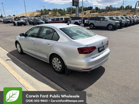 Used 2016 Volkswagen Jetta S FWD image 5