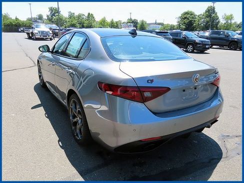 Used 2021 Alfa Romeo Giulia Ti Sport AWD/4WD image 5