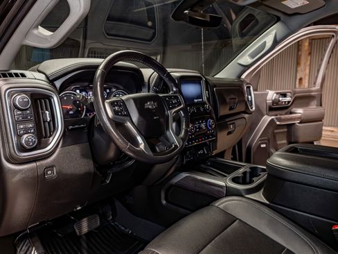 Used 2021 Chevrolet Silverado 2500 LTZ w/ LTZ Plus Package image 16