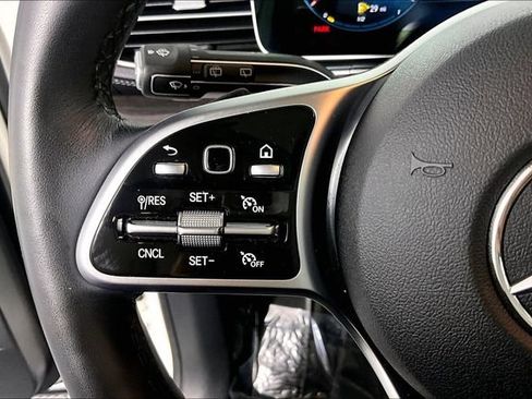 Used 2023 Mercedes-Benz GLS 450 4MATIC image 18