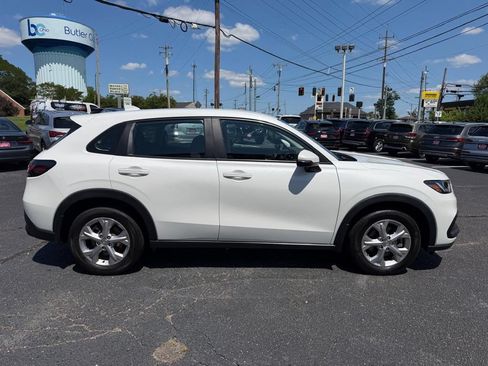Used 2025 Honda HR-V LX image 5