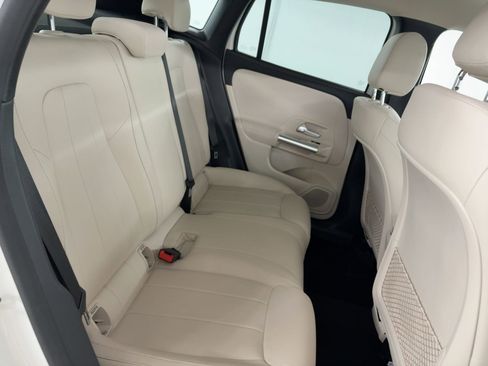 Certified 2022 Mercedes-Benz GLA 250 4MATIC image 30