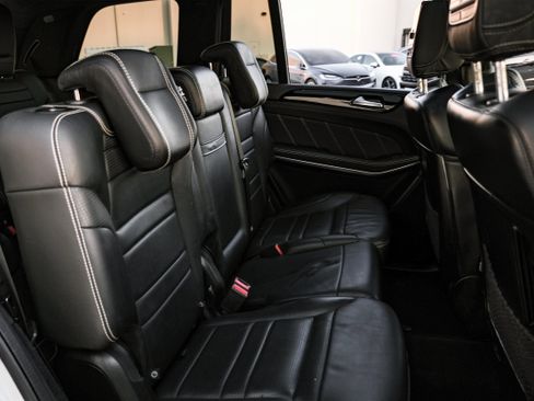 Used 2015 Mercedes-Benz GL 63 AMG 4MATIC w/ Accessory Chrome Package image 31