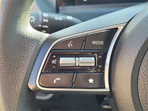 Used 2024 Kia Seltos LX image 14