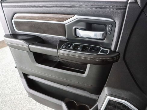 Used 2020 RAM 2500 Laramie AWD/4WD image 23