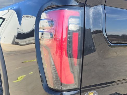 New 2026 GMC Sierra 2500 AT4 image 34