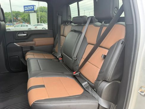 Used 2021 Chevrolet Silverado 2500 High Country w/ Z71 Off-Road Package AWD/4WD image 37