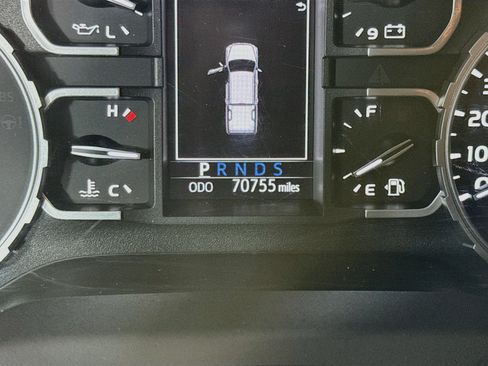 Used 2019 Toyota Tundra SR5 w/ TRD Off Road Package AWD/4WD image 16