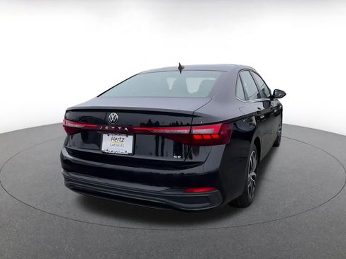 Used 2025 Volkswagen Jetta SE image 15
