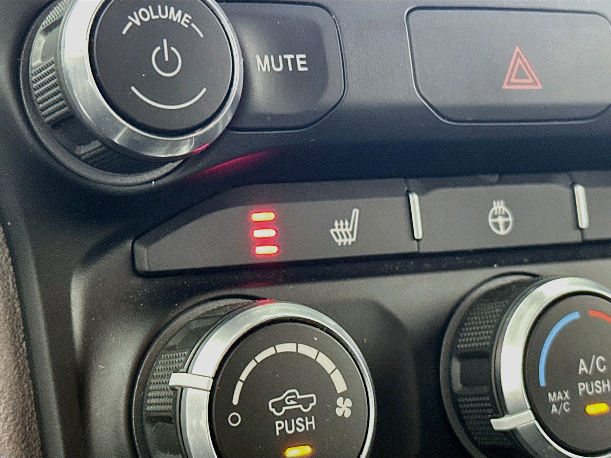 Used 2023 RAM 1500 Big Horn RWD image 19