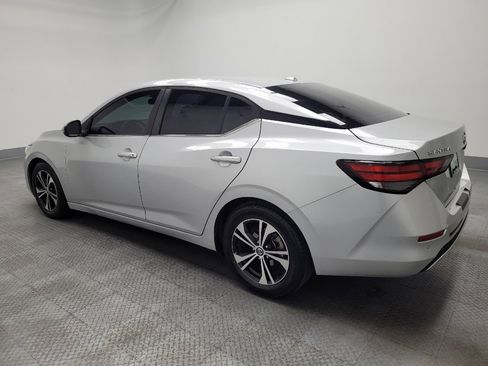 Used 2021 Nissan Sentra SV FWD image 3