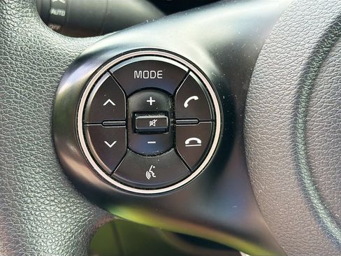 Used 2022 Kia Soul LX w/ Technology Package FWD image 15